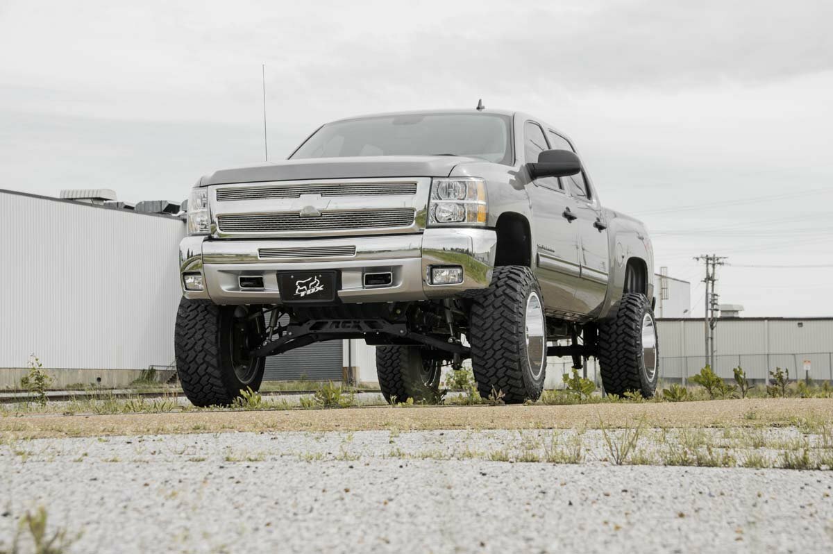 Fits Chevy/GMC 1500 (07-13) 7.5 Inch Lift Kit; M1 Struts/M1; 26440