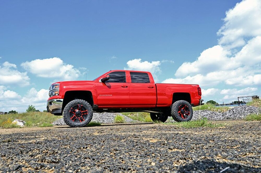 Lift kit for Chevy by Rough Country
