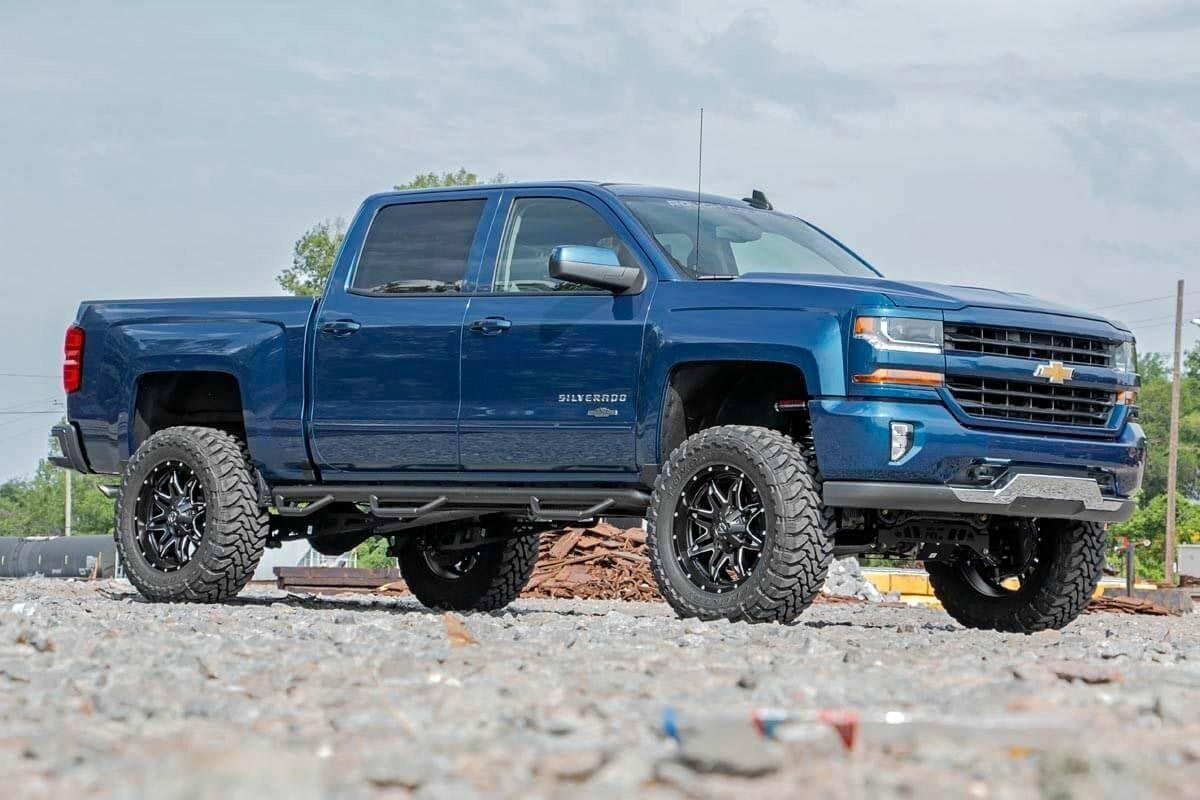 Lift kit for Chevy by Rough Country