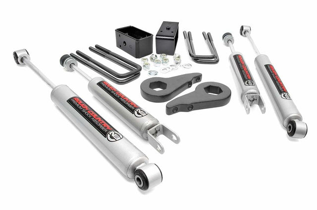 Leveling kit for 1999-2005 Chevy Silverado 1500 by Rough Country
