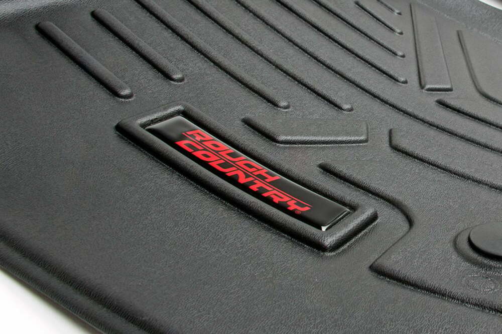 Fits Chevy/GMC 1500/2500HD/3500HD 2&4WD Floor Mats FR & RR OV Hump Crew M-21143