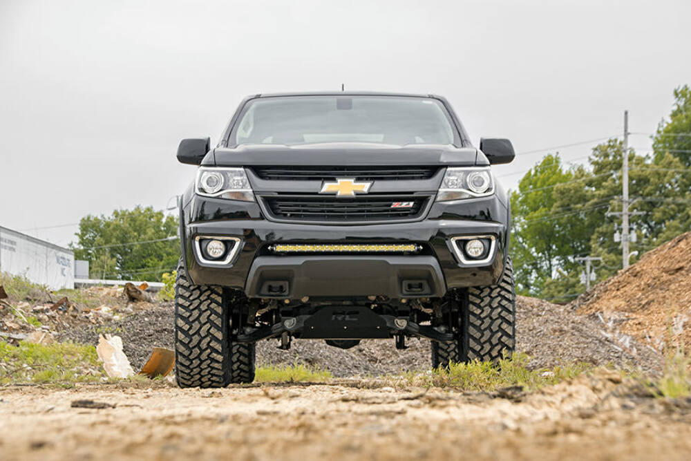 Lift kit for 2015-2022 Chevy Colorado by Rough Country