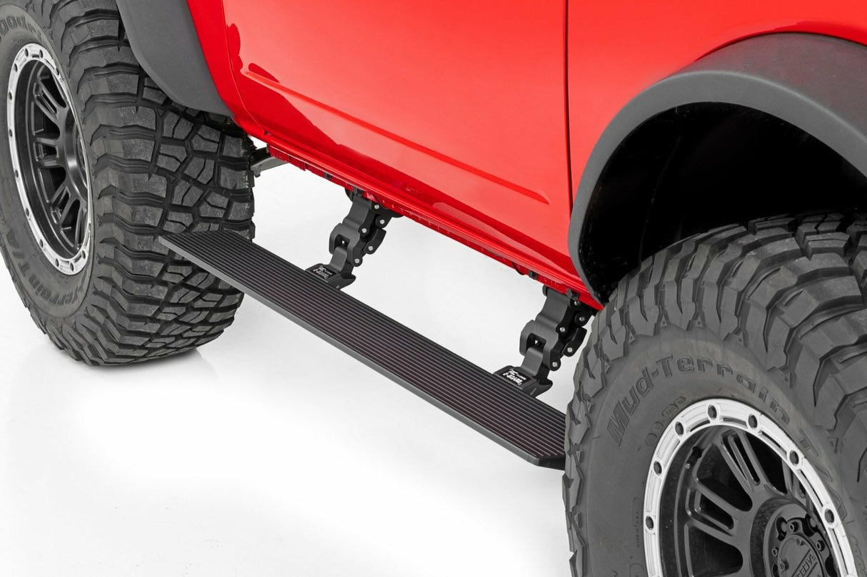 Running boards for 2021-2024 Ford Bronco by Rough Country
