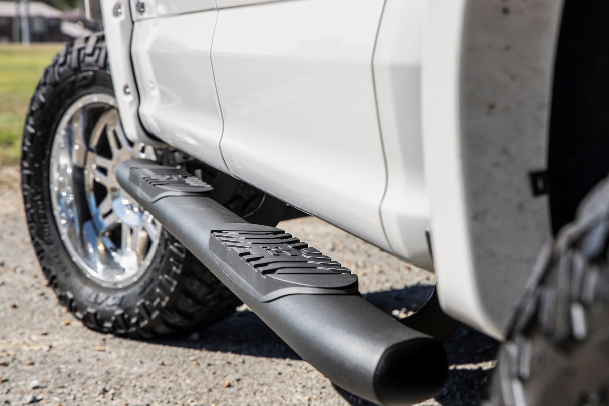 Fits Ford F-150/F-150 Lightning (15-24) Oval Nerf Step Crew Cab Black 21005