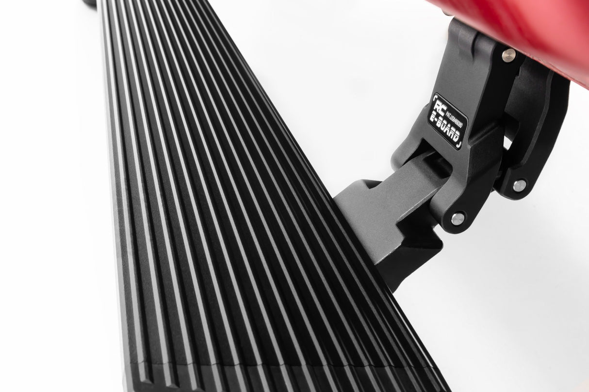 Running boards for Ford F-250 by Rough Country