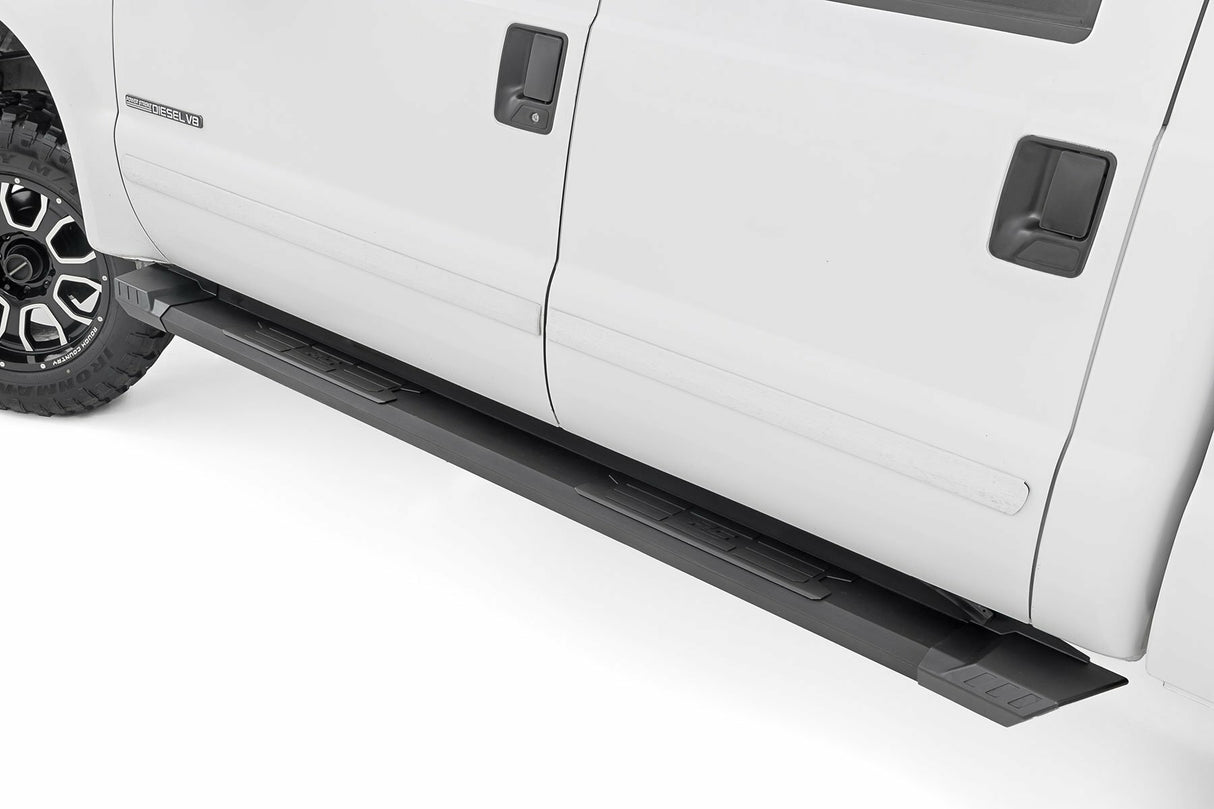 Running boards for Ford F-250 by Rough Country