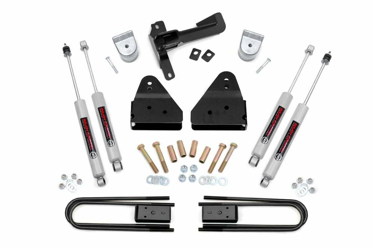 Suspension lift kit for 2011-2016 Ford Super Duty by Rough Country
