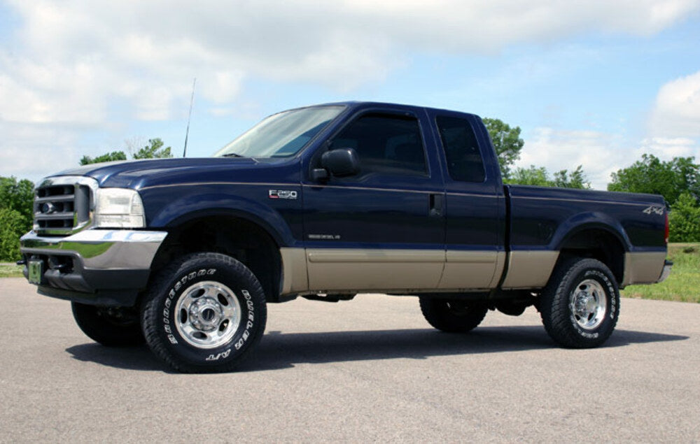 Leveling kit for Ford F-250 by Rough Country