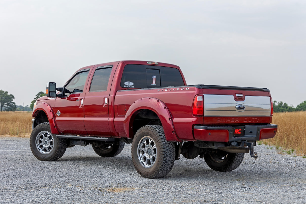 Running boards for Ford F-250 by Rough Country