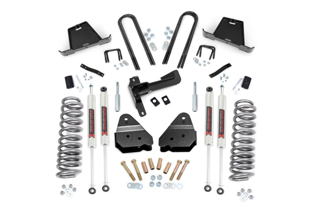 Suspension lift kit for 2005-2007 Ford Super Duty by Rough Country