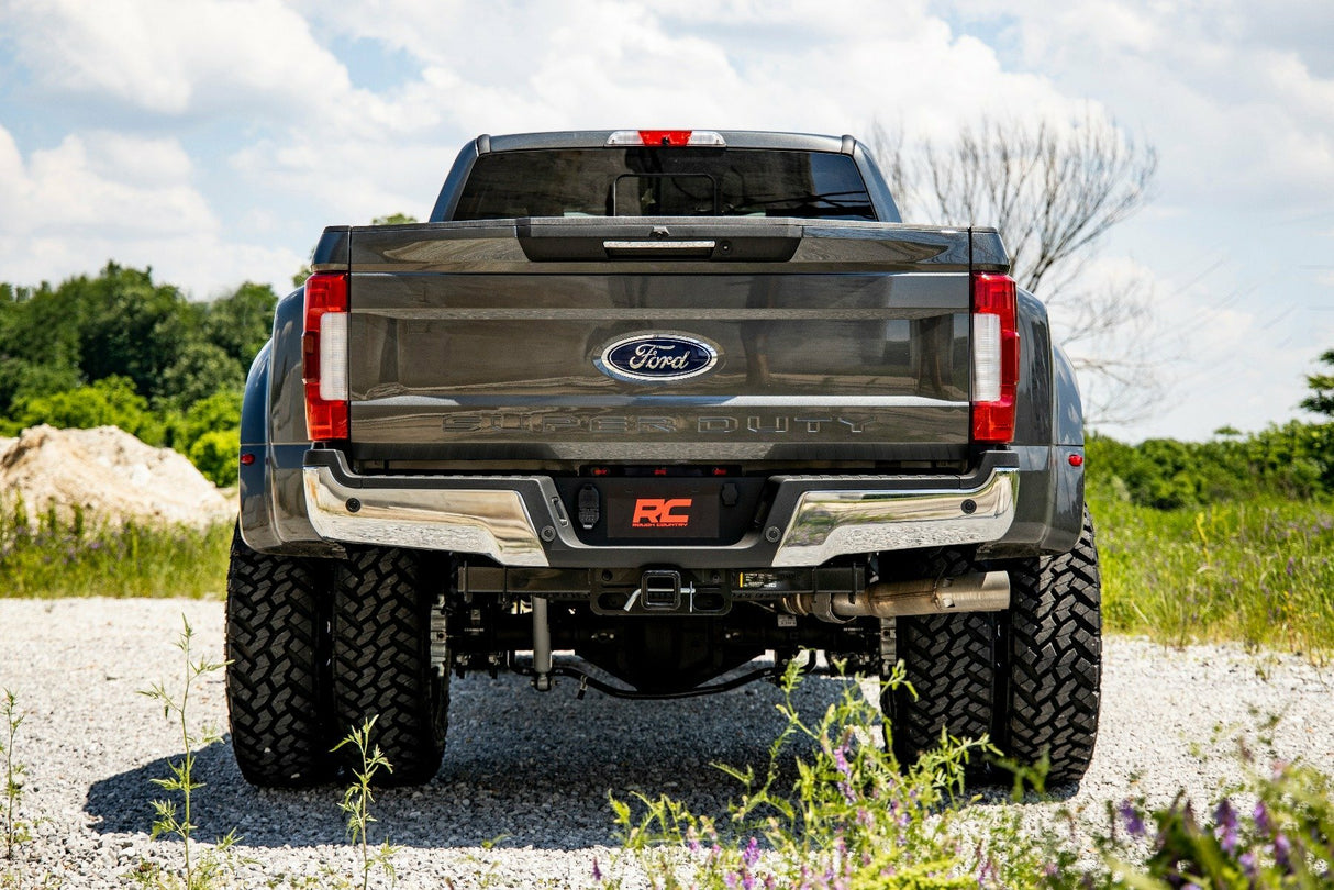 Fits Ford F-350 Super Duty 4WD (2017-2022) 4.5 Inch Lift Kit; Dually; M1; 55940