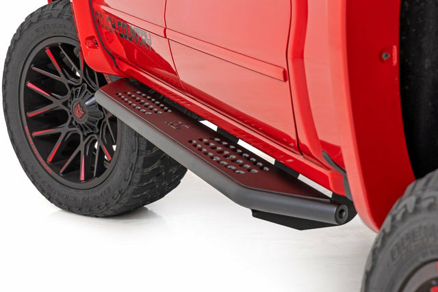 Running boards for 2015-2019 Chevy Silverado 1500 by Rough Country