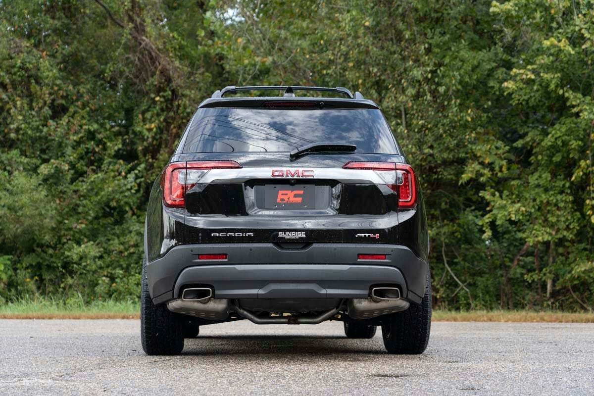 Fits GMC Acadia 2WD/4WD (2017-2023) 1.5 Inch Lift Kit; N3 Front Struts; 110031A