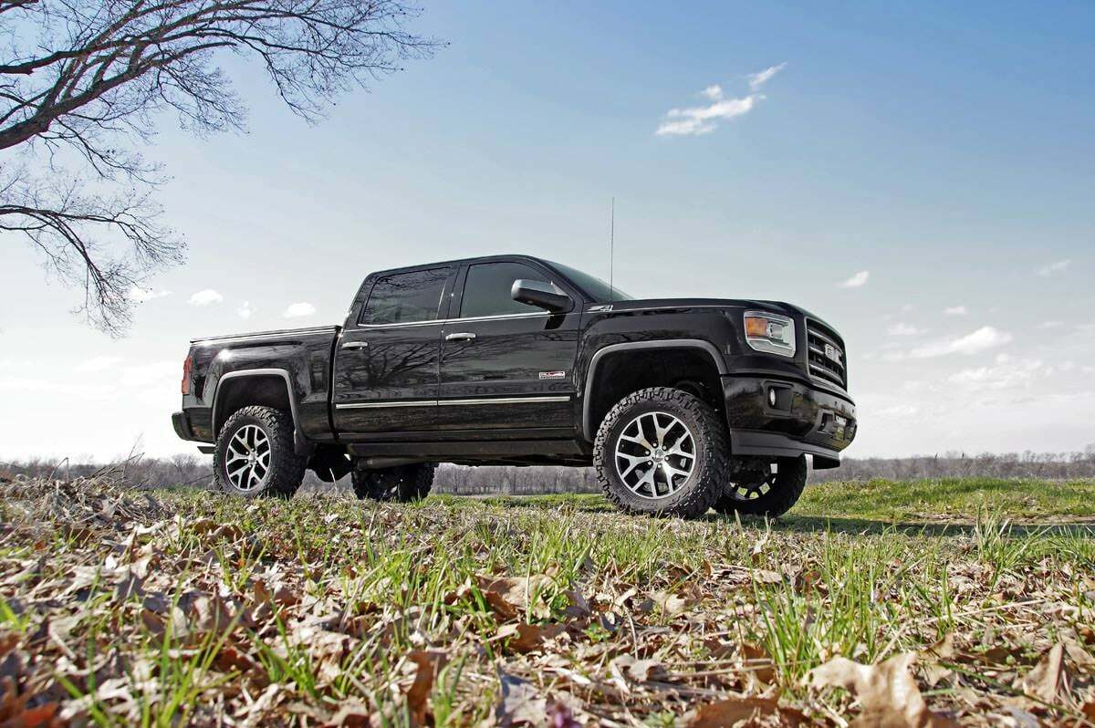 Lift kit for GMC Sierra 1500 by Rough Country