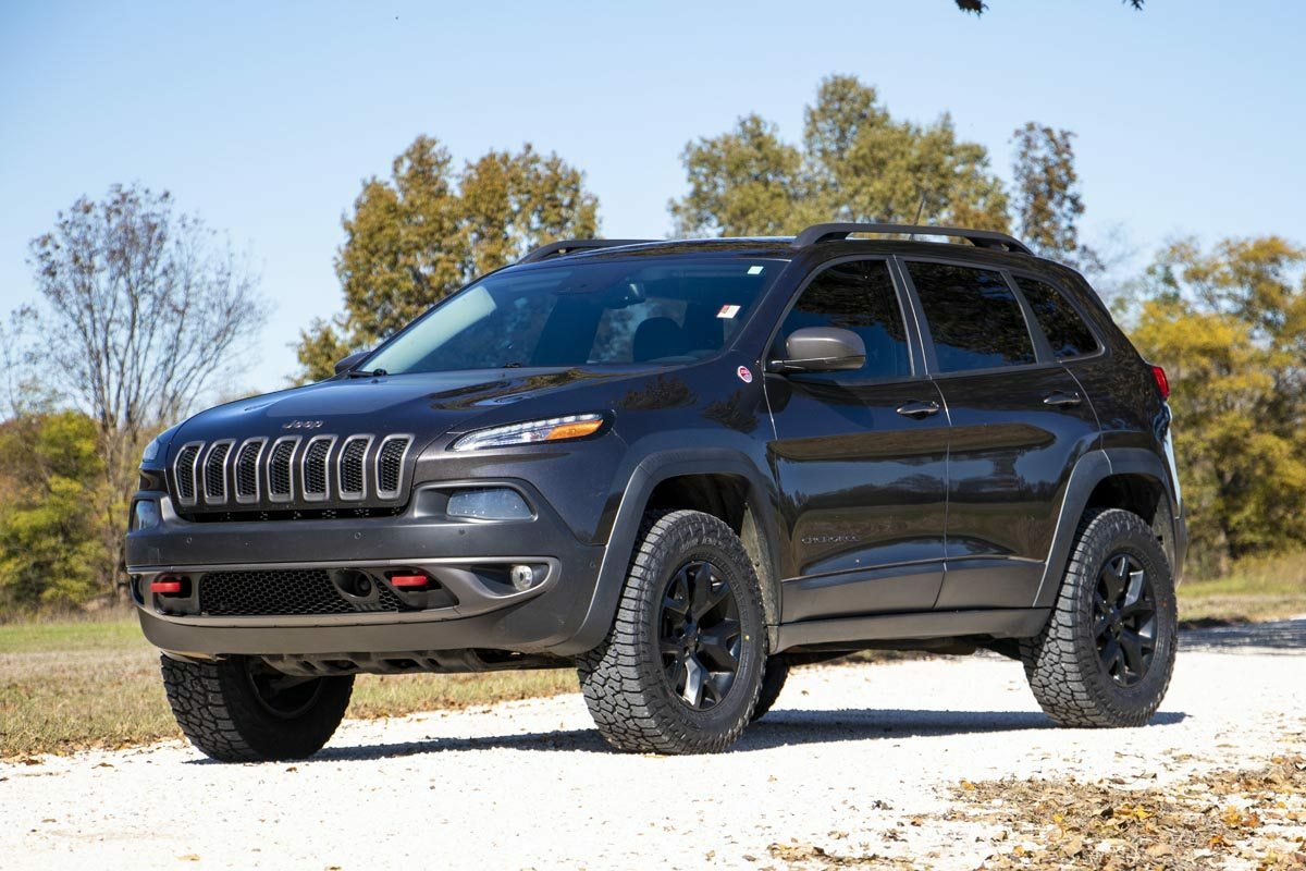 Leveling lift kit for 2014-2023 Jeep Cherokee by Rough Country