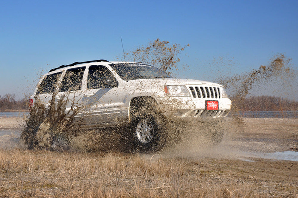 Lift kit for 1999-2004 Jeep Grand Cherokee by Rough Country
