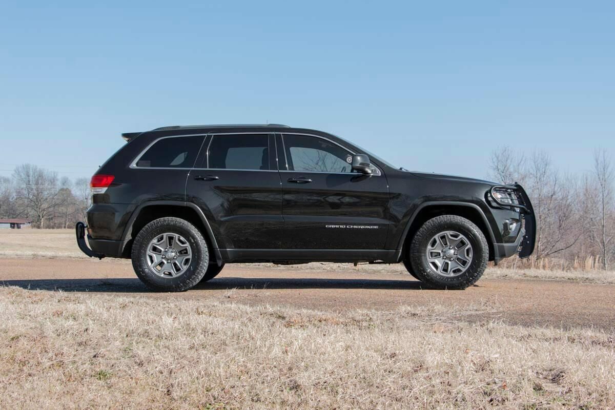 Leveling kit for 2011-2022 Jeep Grand Cherokee by Rough Country