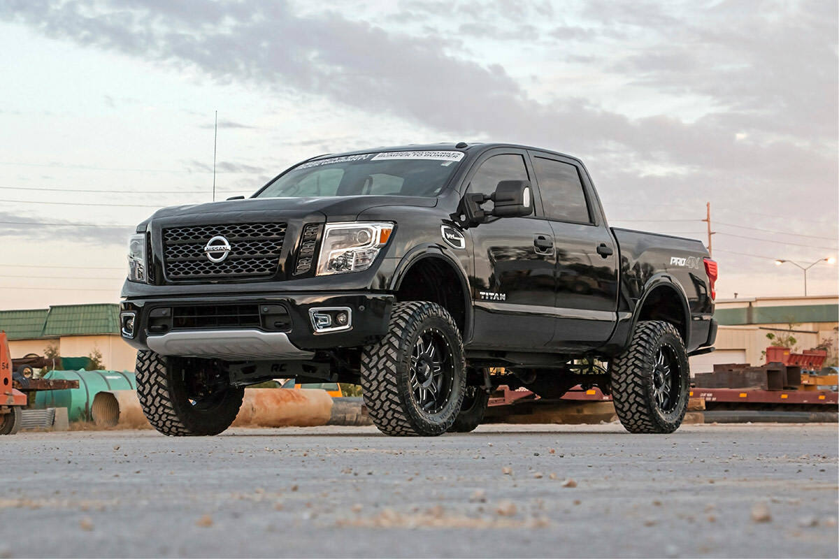 Fits Nissan Titan 4WD (2017-2024) 6 Inch Lift Kit; 87820A