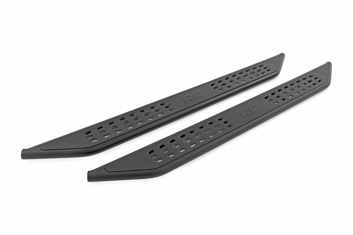 Running boards for Ram 1500 by Rough Country