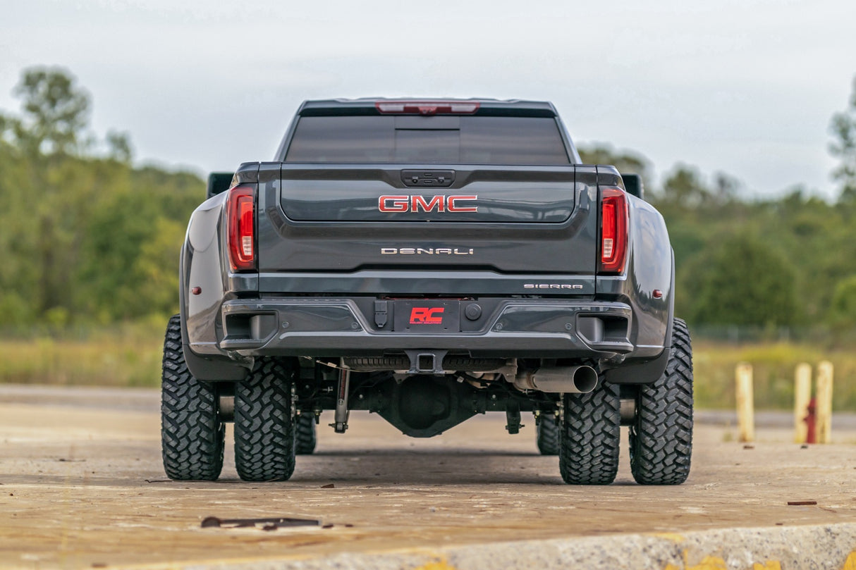 Lift kit for Silverado 3500 by Rough Country