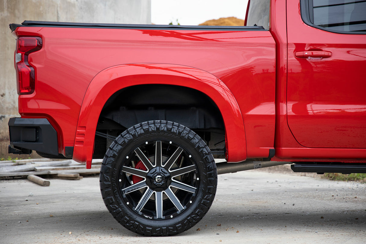 Fender flares for Silverado 1500 by Rough Country