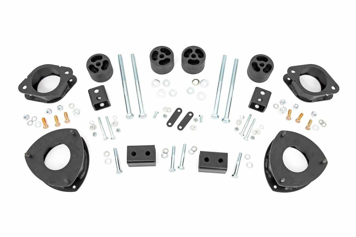 Fits Subaru Crosstrek (16-17)/XV Crosstrek (13-15) 4WD 2 Inch Lift Kit; 90400