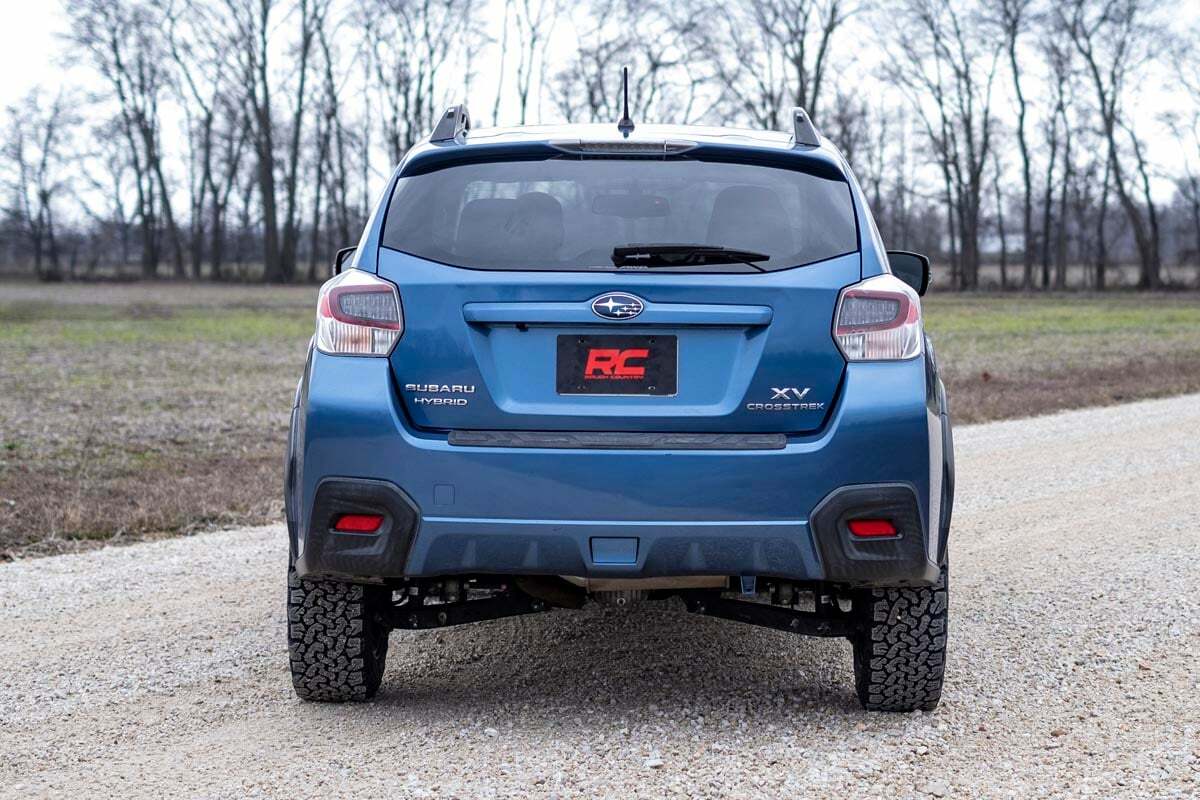 Fits Subaru Crosstrek (16-17)/XV Crosstrek (13-15) 4WD 2 Inch Lift Kit; 90400