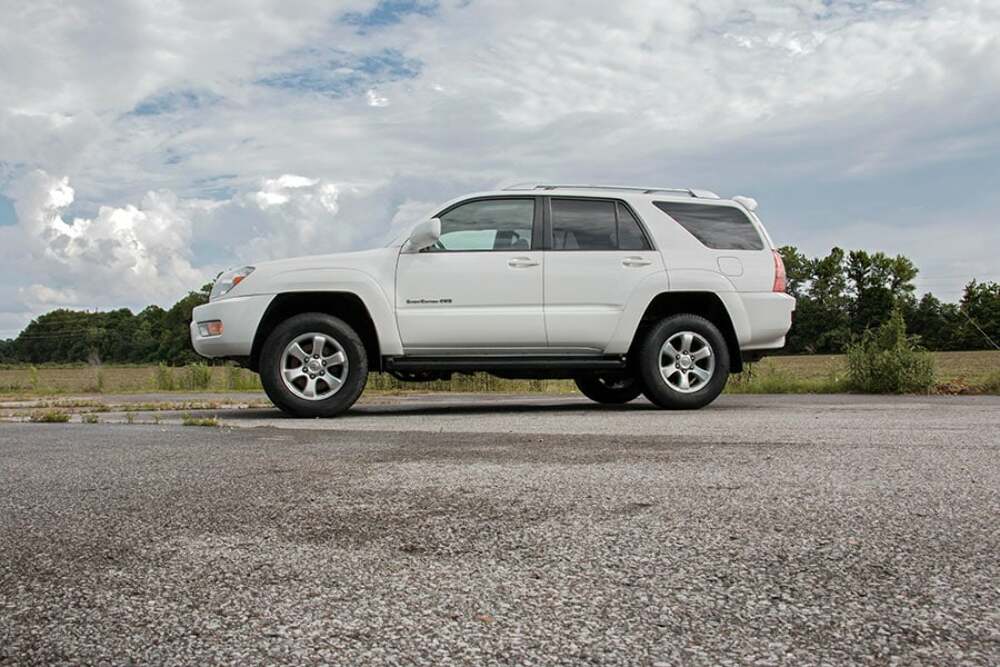 Lift kit for 2003-2009 Toyota 4Runner by Rough Country