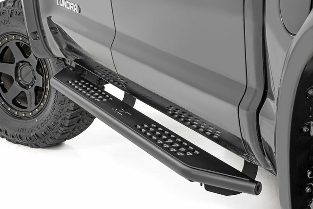 Running boards for 2014-2021 Toyota Tundra by Rough Country