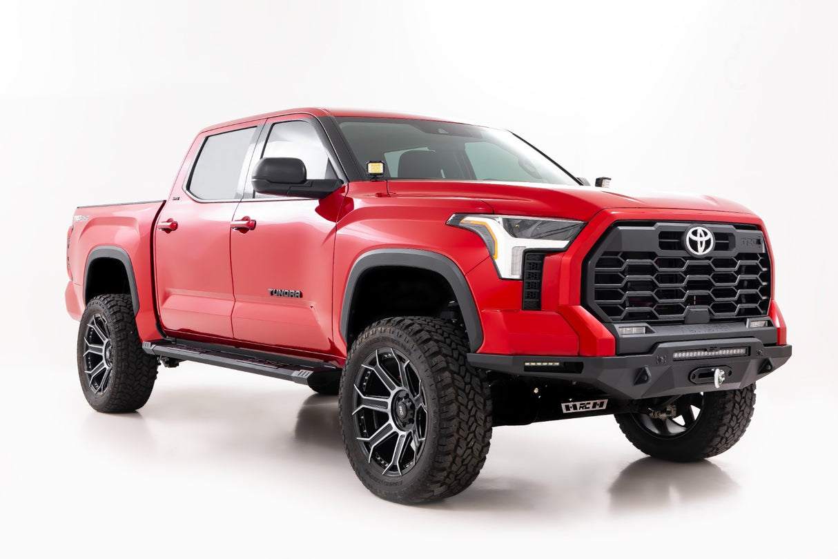 Running boards for 2022-2024 Toyota Tundra by Rough Country