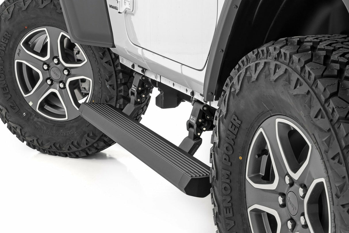 Running boards for 2018-2024 Jeep Wrangler JL by Rough Country