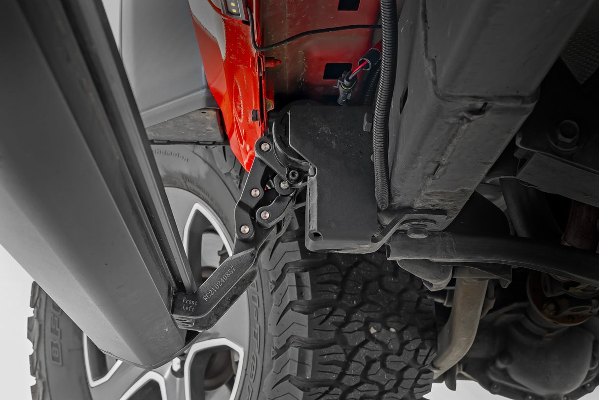Running boards for Wrangler JL by Rough Country