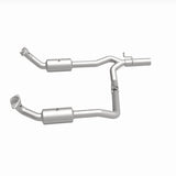 MagnaFlow direct-fit catalytic converter fits 2009-2019 Ford E-350 Super Duty and 2009-2013 Ford E-250, this and / Compliant stainless steel CARB compliant OBDII