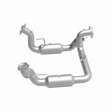 MagnaFlow direct-fit catalytic converter fits 2020-2022 Ford F-250 Super Duty and Ford F-350 Super Duty, this and / Compliant stainless steel CARB compliant OBDII 280246
