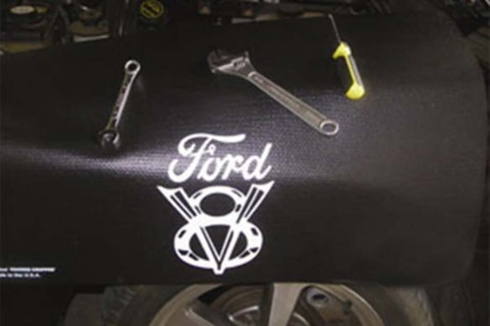 t Original Fender Gripper fender cover Ford V8 Logo - FG2135 Fender Gripper