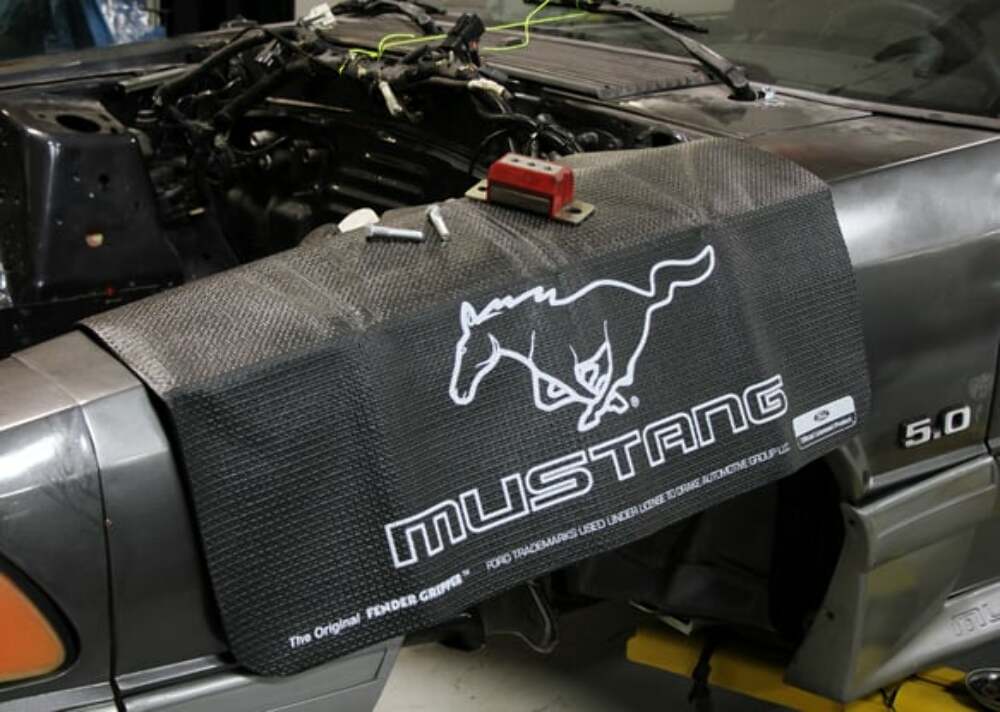 Original Fender Cover Mustang Running Pony Logo - FG2105-1 mechanic fender cover