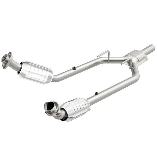 direct-fit catalytic converter fits 1996-1997 Couga r 3.8L and 1996-1997 Ford Thunderbird 3.8L V6 Federal EPA no gasket included 7713044 Schultz