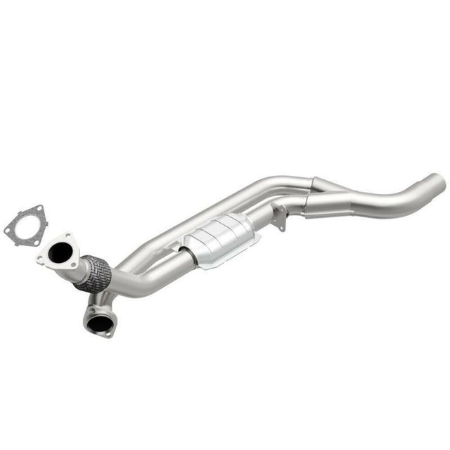 direct-fit catalytic converter fits 1996-1997 Camar o 5.7L and 1996-1997 Chevy Camaro 5.7L V8 rear front Federal EPA gasket included 7713082 Schultz