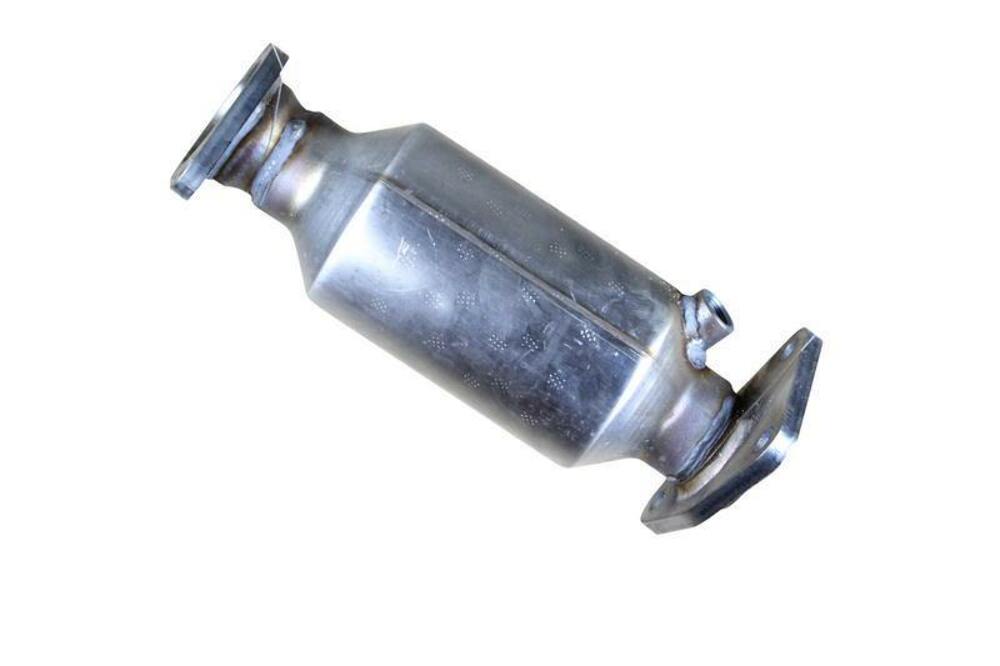 direct-fit catalytic converter fits 2009-2012 Equato r 4L and 2005-2019 Nissan Frontier 4L V6 rear Federal EPA with gaskets 7713137 Schultz