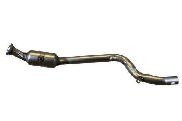 direct-fit catalytic converter fits 2005-2007 300 2.7L and 2005-2010 Chrysler 300 2.7L V6 Federal EPA no gasket included 7713143 Schultz