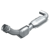 direct-fit catalytic converter fits 2001-2003 Ford F-150 4.2L and 2001-2003 Ford F-150 4.2L V6 Federal EPA no gasket included 7713268 Schultz