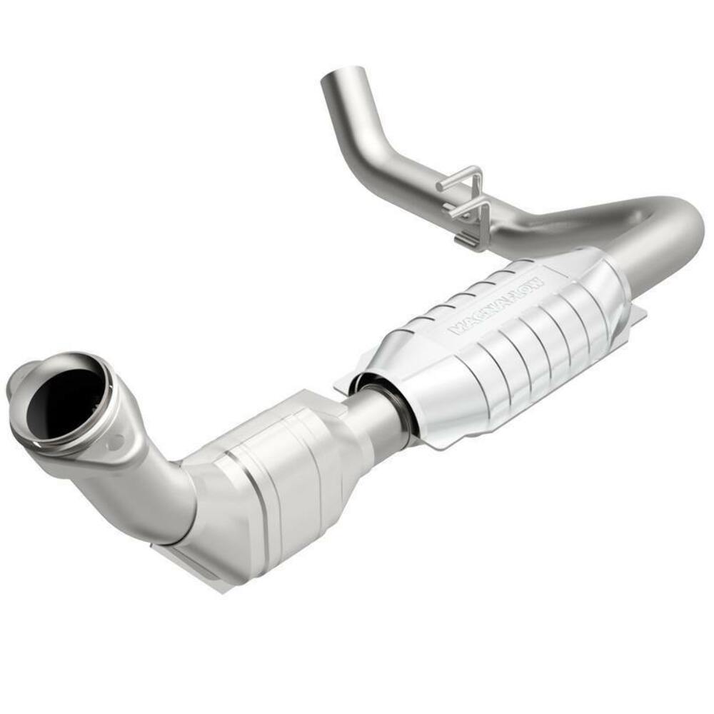 direct-fit catalytic converter fits 1999-2002 Ford Expedition 5.4L and 1999-2002 Ford Expedition 5.4L V8 Federal EPA no gasket included 7713270 Schultz