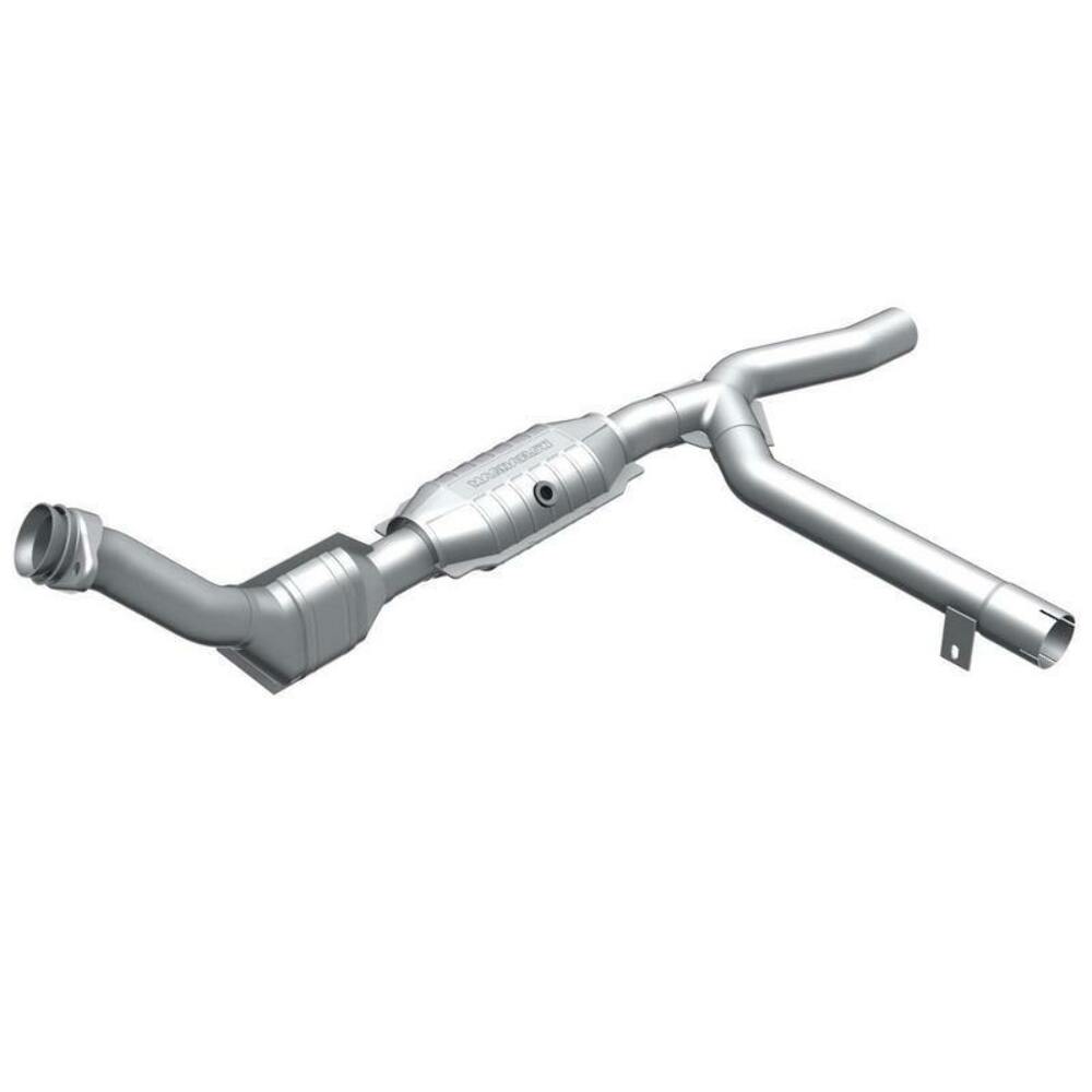 direct-fit catalytic converter fits 2001-2002 Ford Expedition 4.6L and 2001-2003 Ford F-150 4.6L V8 Federal EPA no gasket included 7713281 Schultz