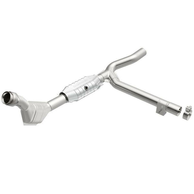direct-fit catalytic converter fits 1999-2000 Ford F-150 4.2L and 1999-2000 Ford F-150 4.2L V6 Federal EPA no gasket included 7713315 Schultz