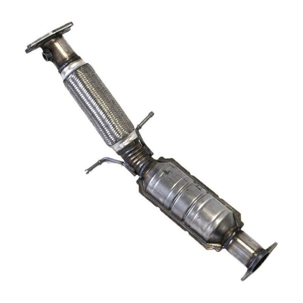 direct-fit catalytic converter fits 2004-2010 S 40 2.4L and 2004-2010 Volvo S40 2.4L L5 rear front Federal EPA with gaskets 7714052 Schultz