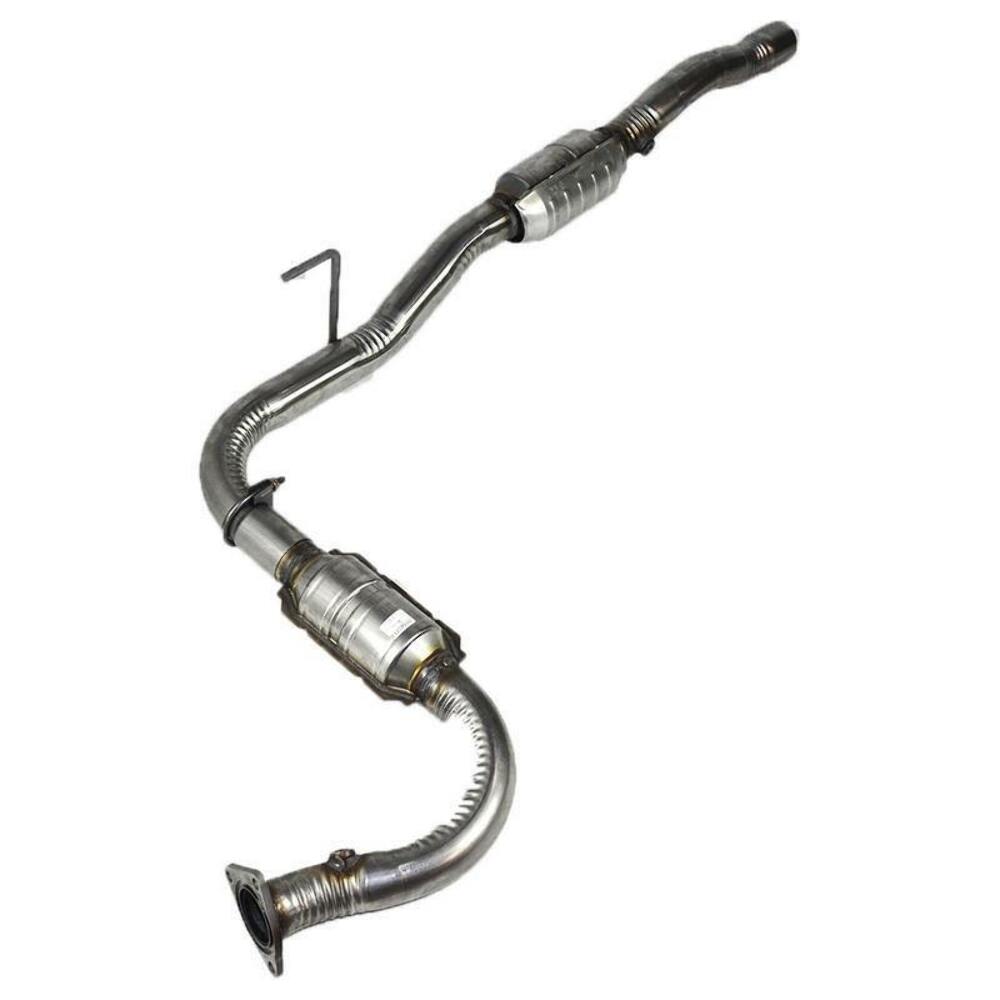 direct-fit catalytic converter fits 2001-2006 Sierra 1500 HD 6L and 2001-2006 GMC Sierra 1500 HD 6L V8 rear front Federal EPA gasket included 7714071 Schultz