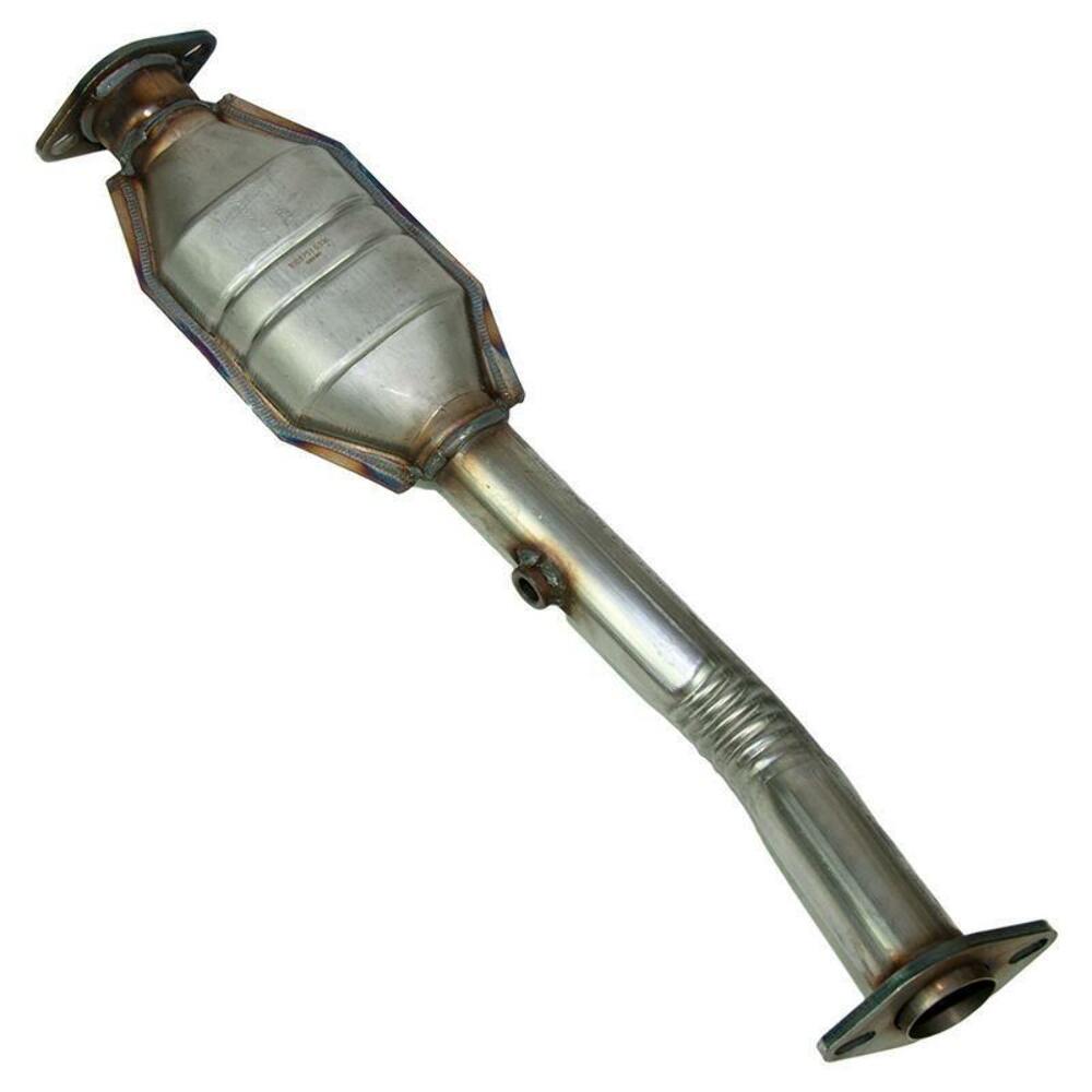 direct-fit catalytic converter fits 2005-2015 Armad a 5.6L and 2004-2010 Infiniti QX56 5.6L V8 rear front Federal EPA with gaskets 7715006 Schultz