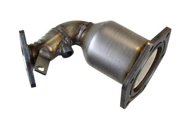 direct-fit catalytic converter fits 2011-2015 Nissan Quest 3.5L V6 and 2013-2015 Nissan Pathfinder 3.5L V6 rear front Federal EPA gasket included 7716009 Schultz