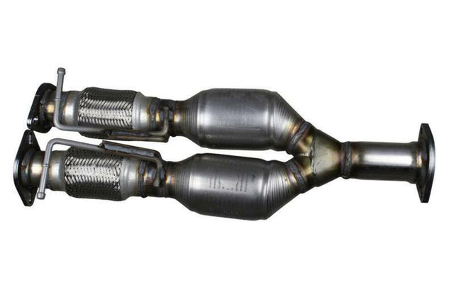 direct-fit catalytic converter fits 2005-2011 Volvo XC90 4.4L and 2005-2011 Volvo XC90 4.4L V8 rear front Federal EPA with gaskets 7717010 Schultz