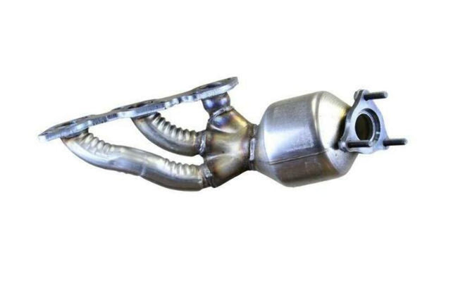direct-fit catalytic converter fits 2002-2004 Nissan Frontier 3.3L stainless steel 7718017 Schultz